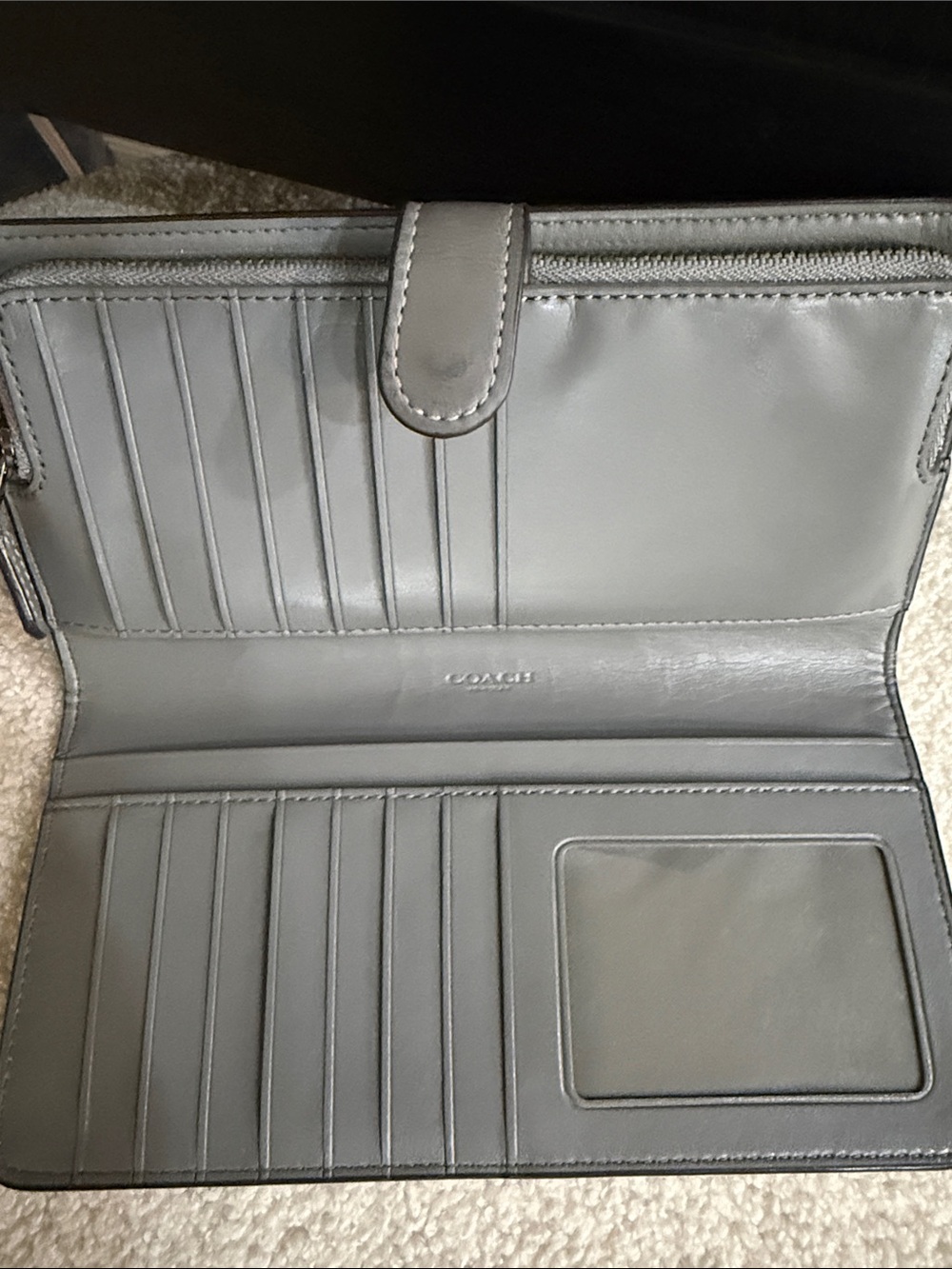 Coach Skinny Defined Calf Leather Light Gray Zip Wallet - Picture 5 of 11